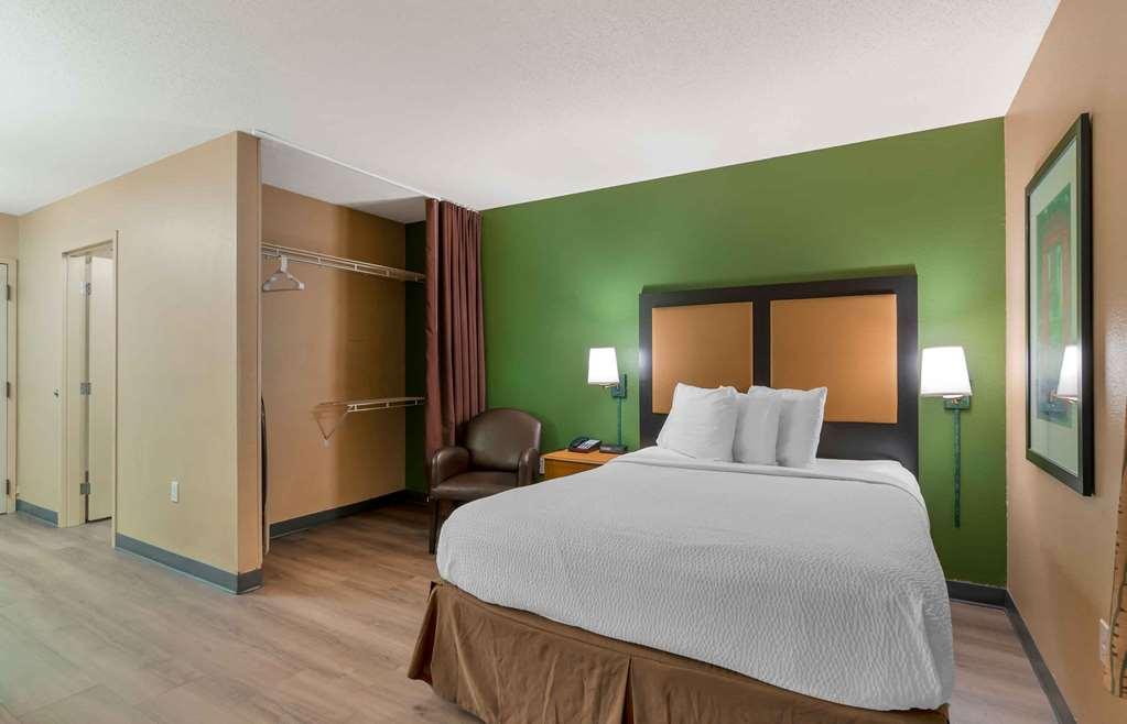 Extended Stay America Suites - Kansas City - Overland Park - Nall Ave Стая снимка